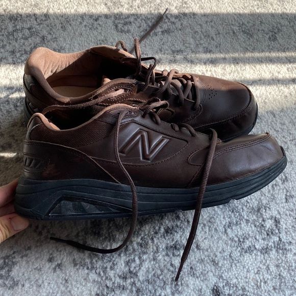 New Balance Leather 928v3 - Men's Comfort Walking Shoes